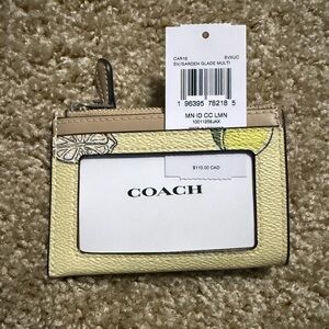 Coach Wallet (NWT) in Garden Glade, Lemon print